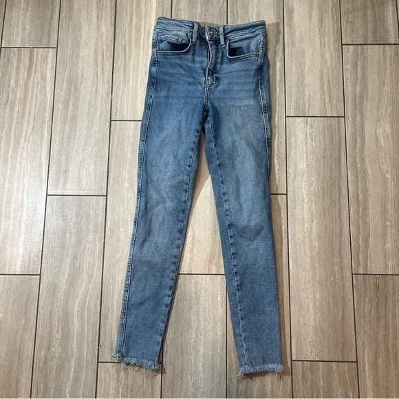 We The Free Free People Womens Skinny Raw Hem High Waisted Denim Jeans Size 26 - Picture 1 of 8